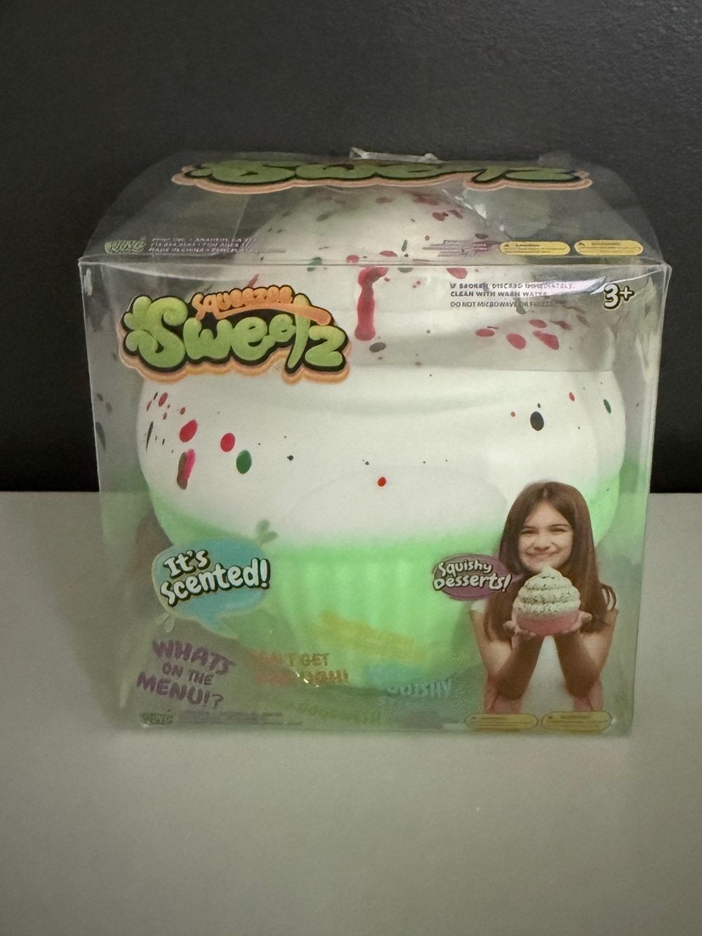 Squishy Sweetz Scented Cupcake Squishy